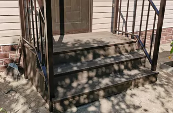 Ступени из ДПК